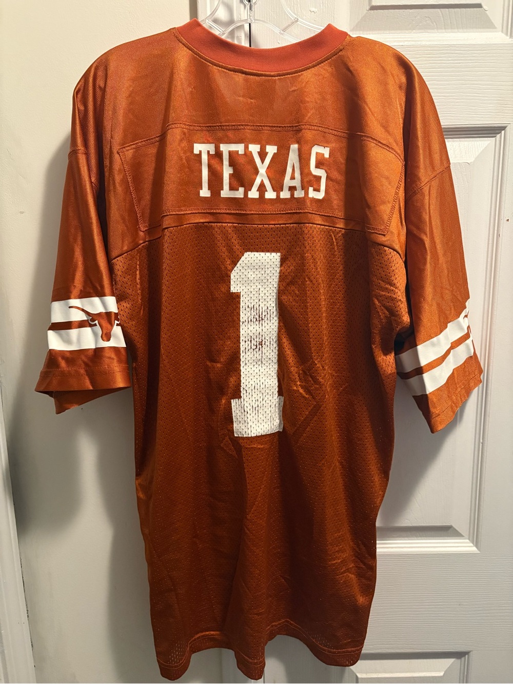 Texas longhorn #1 Home Men’s size Large Jersey